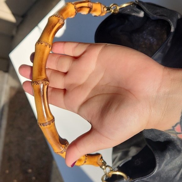 Gucci Bamboo 1947 Collection - Black Vintage Shoulder Bag with Bamboo Handle - Picture 4 of 16